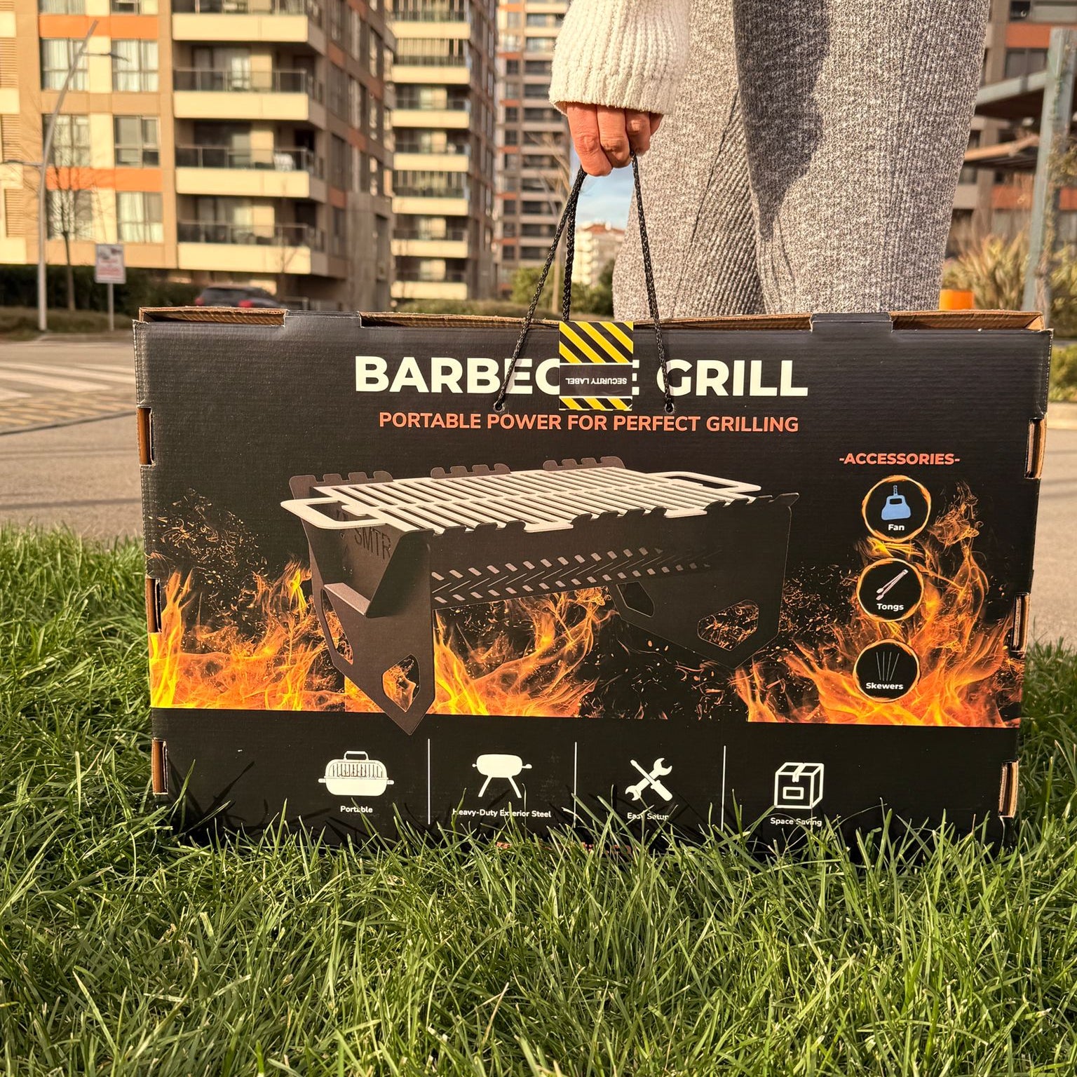 Taşınabilir Barbekü Izgarası - Barbekü Izgarası Görseli: Metal şemsiye kazığı veya şemsiye ayağı için üretilmiş sağlam ve dayanıklı bir bağlantı elemanı.